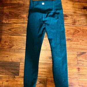 Vuori Athletic Leggings